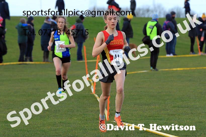 Womens under-17s 2022 Northern Cross Country Champs., Pontefract. Photo: David T. Hewitson/Sports for All Pics